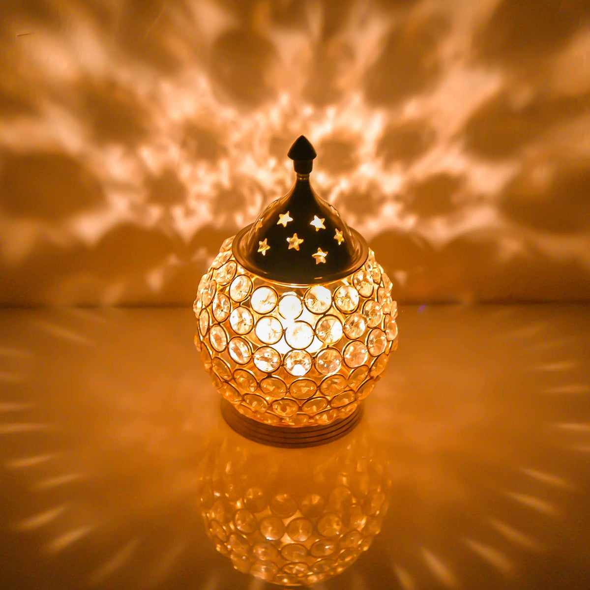 Collectible India Brass Akhand Diya for Puja Big Size, Crystal Oil Lamp Diyas, Tea Light Holder,Puja Lamp Diwali Lights for Decoration (Large 17 X 14.5 cm), Gold (DFBS120L)